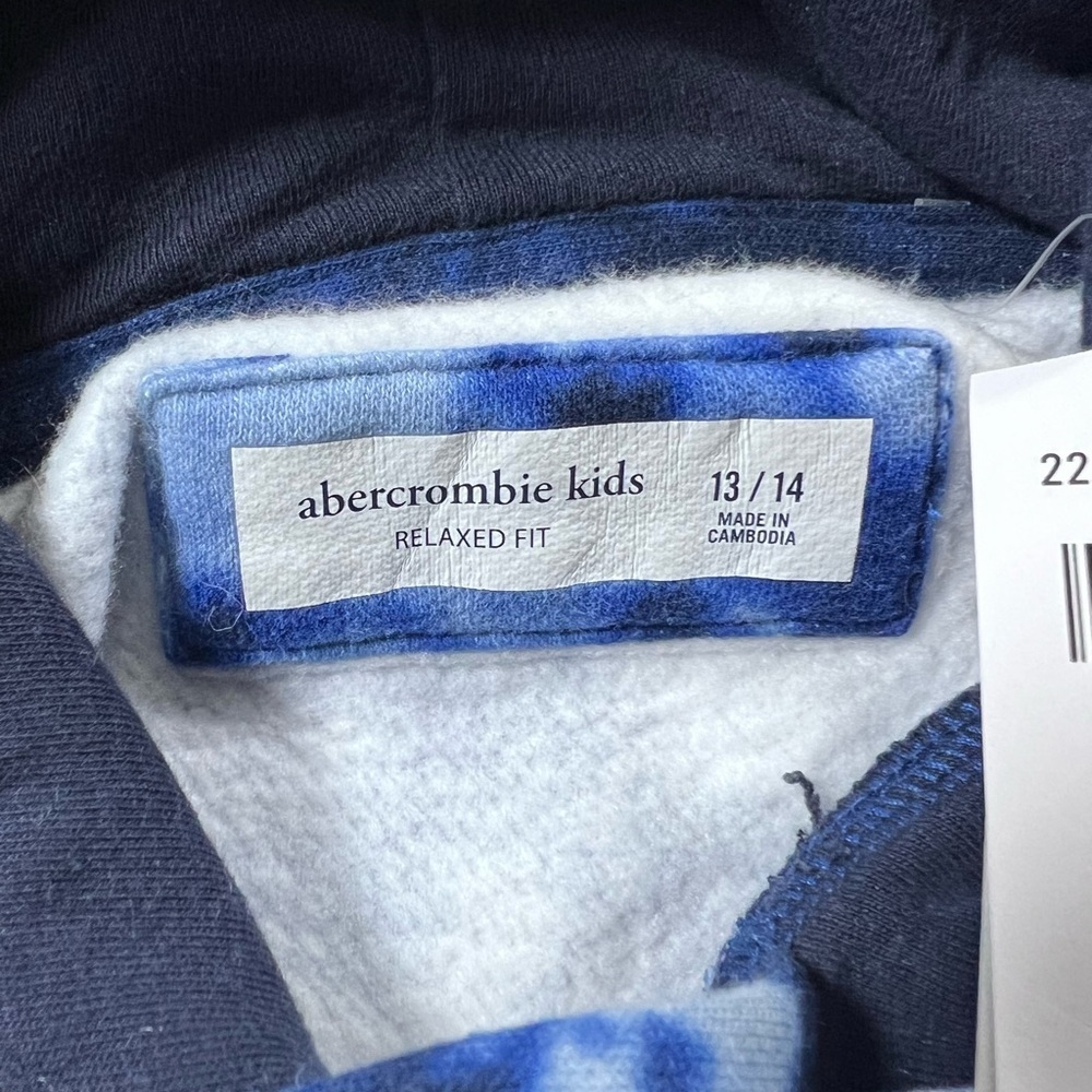 Abercrombie Kids Blue Tie Dye Hoodie Pullover Logo Sweatshirt Size 13/14 NWT - Picture 8 of 9